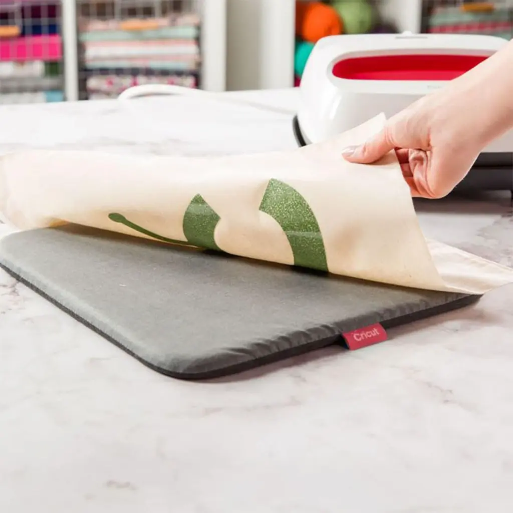 Tapete Almohadilla para plancha EasyPress Cricut 12´´ x 12´´ 2.webp
